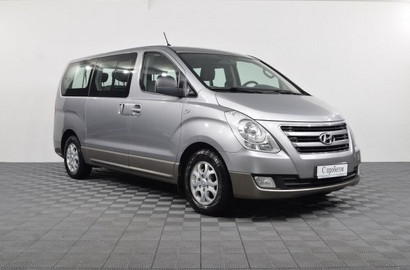 Hyundai Grand Starex 2.5 AT (174 л.с.) Лот № 2368