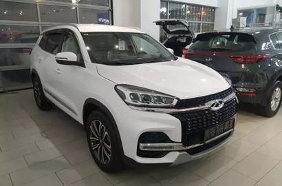 Chery Tiggo 8 2.0 л, 170 л.с., бензин, вариатор (CVT), передний привод Лот № 130