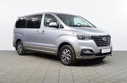 Hyundai Grand Starex 2.5 AT 4WD (175 л.с.) Лот № 2644