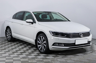 Volkswagen Passat 1.8 TSI BlueMotion DSG (180 л.с.) Лот № 3400