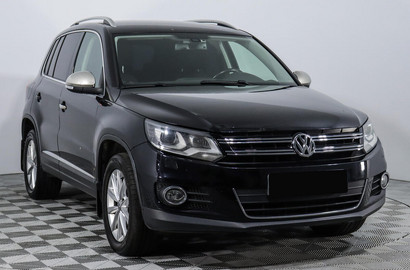 Volkswagen Tiguan 2.0 TSI 4Motion AT (200 л.с.) Лот № 3411