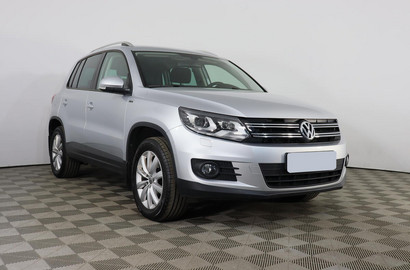 Volkswagen Tiguan 2.0 TSI 4Motion AT (180 л.с.) Лот № 3423