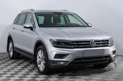 Volkswagen Tiguan 2.0 TSI 4Motion DSG (220 л.с.) Лот № 3433