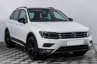 Volkswagen Tiguan 2.0 TSI 4Motion DSG (180 л.с.) Лот № 3437