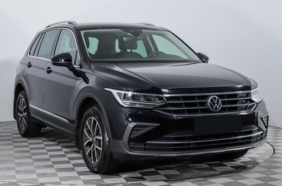 Volkswagen Tiguan 2.0 AMT 4WD (180 л.с.) Лот № 3448