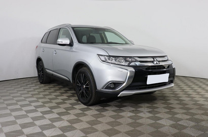 Mitsubishi Outlander 2.4 CVT 4WD (167 л.с.) Лот № 3628