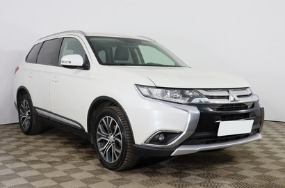 Mitsubishi Outlander 2.4 CVT 4WD (167 л.с.) Лот № 3630