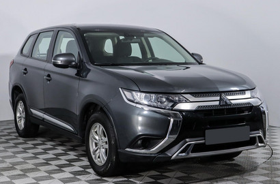 Mitsubishi Outlander 2.0 CVT (146 л.с.) Лот № 3653