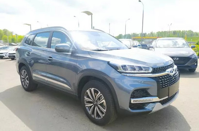 Chery Tiggo 8 2.0 л, 170 л.с., бензин, вариатор (CVT), передний привод Лот № 466