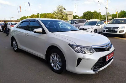 Toyota Camry 2.5 AT (181 л.с.) Лот № 475