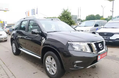 Nissan Terrano 2.0 AT 4WD (143 л.с.) Лот № 715