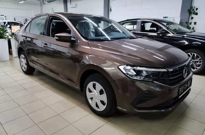 Volkswagen Polo 1.6 AT (110 л.с.) Лот № 936