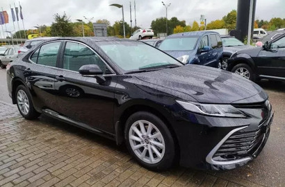 Toyota Camry 2.0 CVT (150 л.с.) Лот № 949
