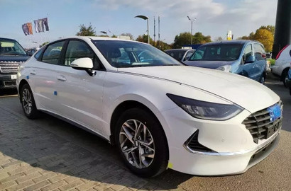 Hyundai Sonata 2.5 (180 л.с.) бензин, АКПП, передний привод Лот № 989