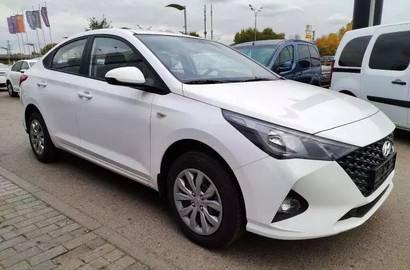 Hyundai Solaris 1.4 MT (100 л.с.) Лот № 997