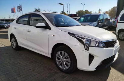 Kia Rio 1.4 AT (100 л.с.) Лот № 1014