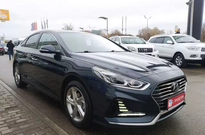 Hyundai Sonata 2.0 AT (150 л.с.) Лот № 1099