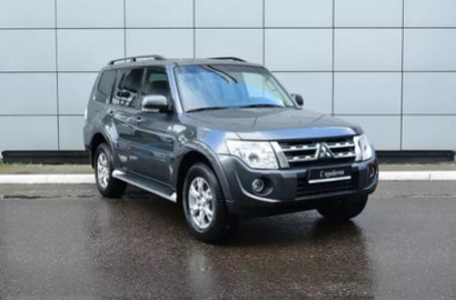 Mitsubishi Pajero 3.2 DI-D AT AWD (200 л.с.) Лот № 1705